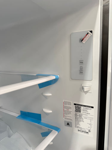 Factory Second Westinghouse 496 L Bottom Mount Fridge – White (WBE5300WC)